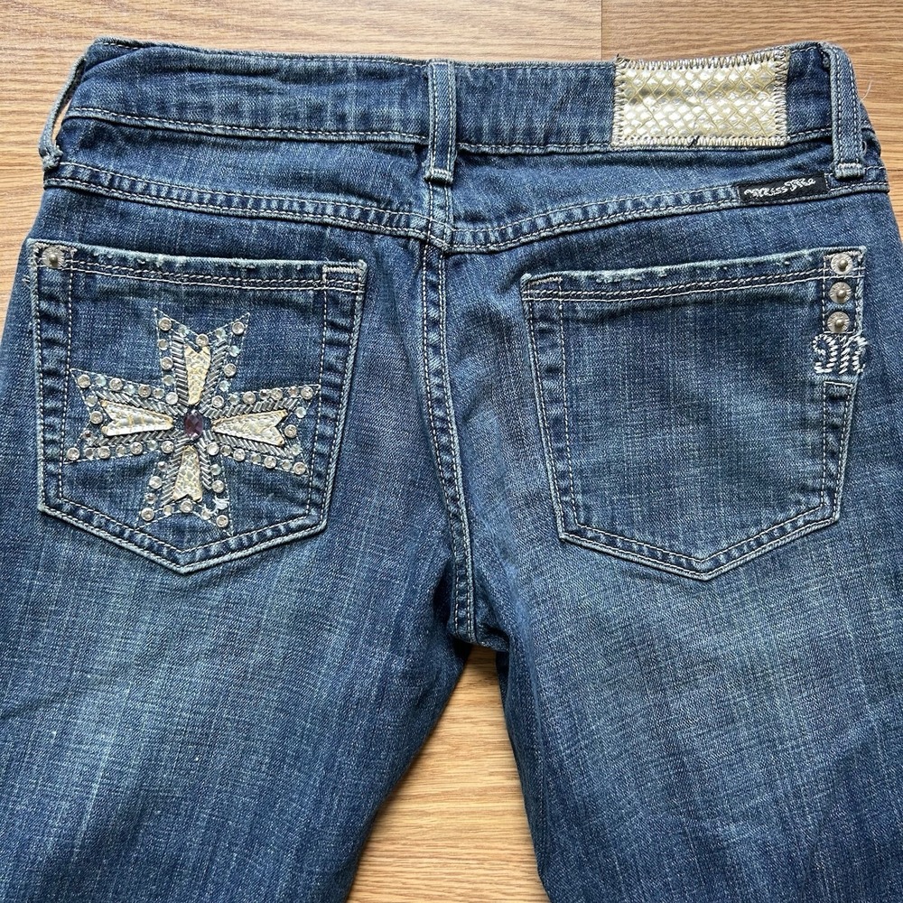 Miss Me JP4695 Med Wash Low Rise Y2K Cross Rimestone Bootcut Women Denim Jean 27 - Picture 7 of 16
